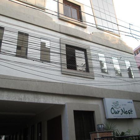 Our Nest Hotel Haiderabad Buitenkant foto