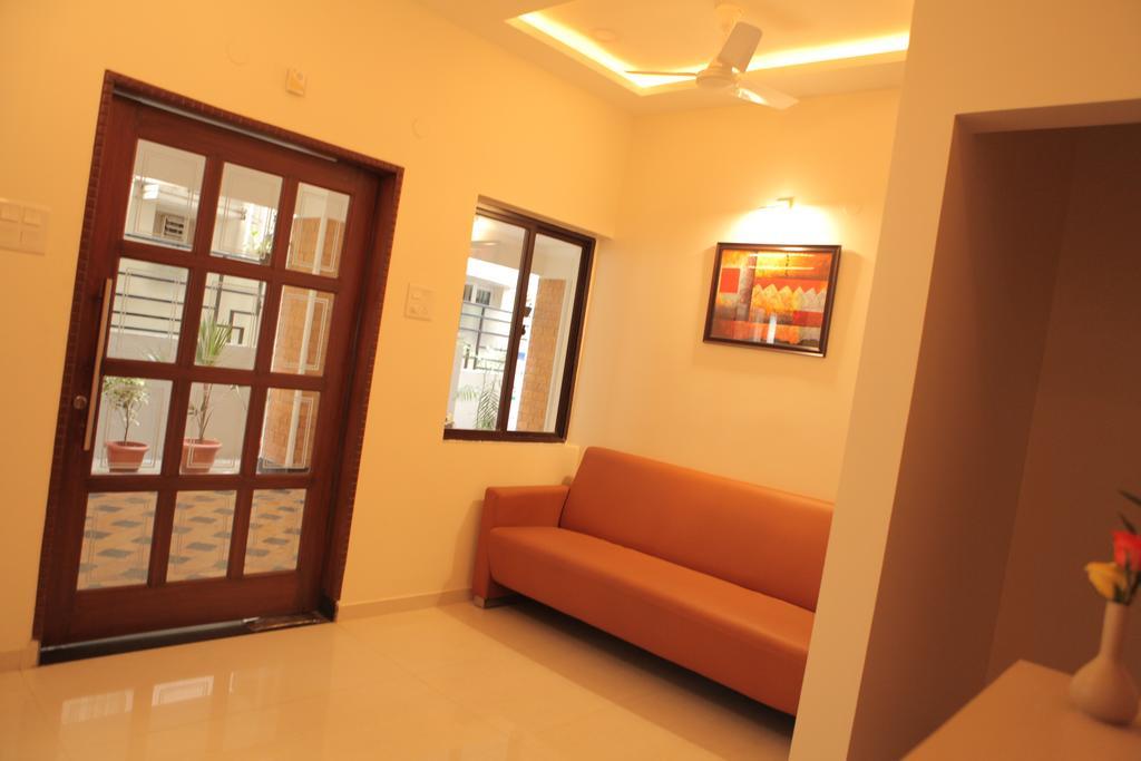 Our Nest Hotel Haiderabad Buitenkant foto